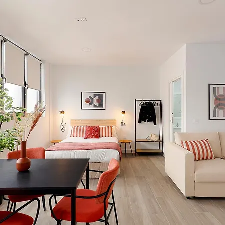 R2r - Sobrecantu Apartman *